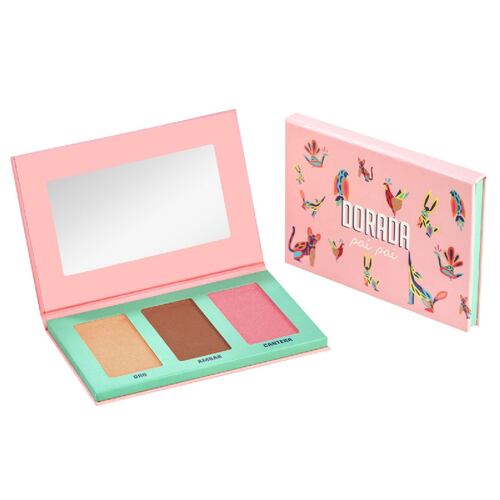 Paleta Dorada De Blush Y Contour