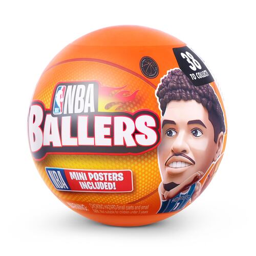 Figura Coleccionable Sorpresa ZURU de Jugadores de la NBA con Accesorios Incluidos