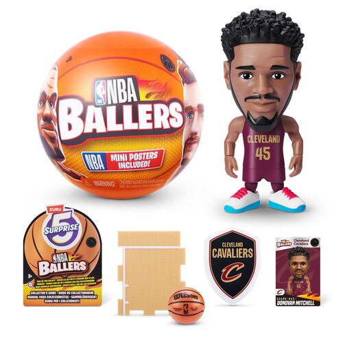 Figura Coleccionable Sorpresa ZURU de Jugadores de la NBA con Accesorios Incluidos