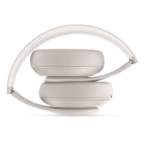 Audífonos Beats Studio Pro Arenisca