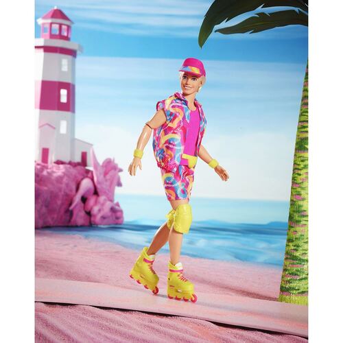 Barbie La Película. Ken en Patines