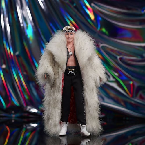 Barbie La Película. Fur Jacket Ken