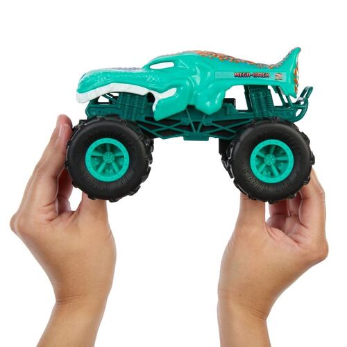 Hot Wheels Vehículo a Control Remoto Auto Sorpresa RC 1:24