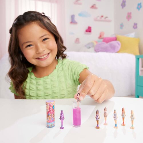Muñeca BARBIE Mini BarbieLand Color Reveal Sorpresa