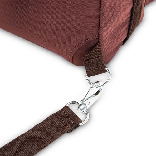Mochila Kipling color vino modelo K12887V50