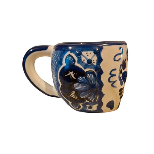 Taza en Talavera Azul Diseño Calavera Arte Cruz