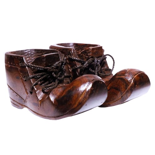 Zapatos de madera - Artesanía