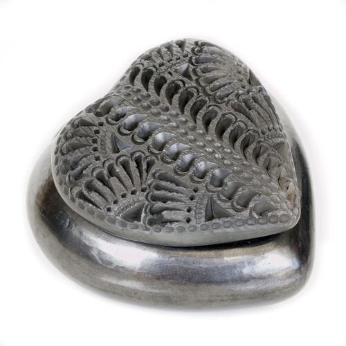 Alhajero Don Valente Corazón barro negro 18 5x8