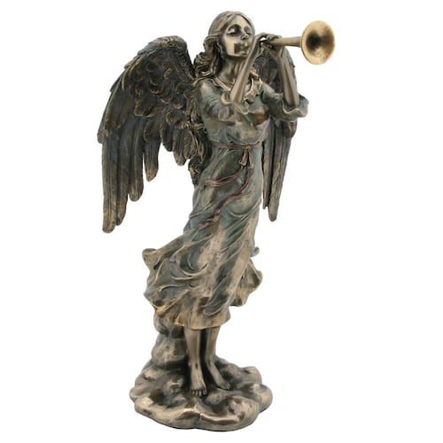 Ángel religioso con trompeta