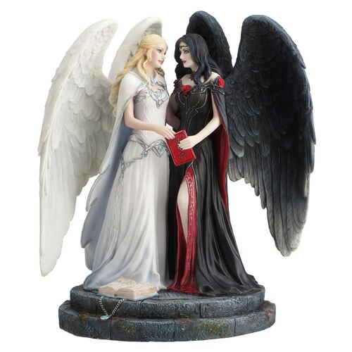 Ángeles obscuros y claros de James Ryman