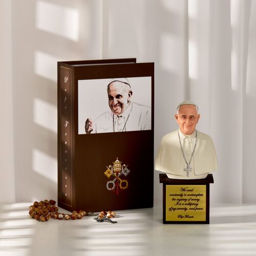Figura Mariel del Papa