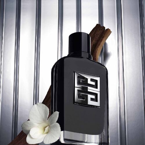 Fragancia Para Hombre Gentleman Society Eau De Parfum 60 Ml