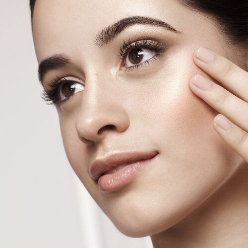 BB Cream L'Oréal París Nude Magique Tono Light 02
