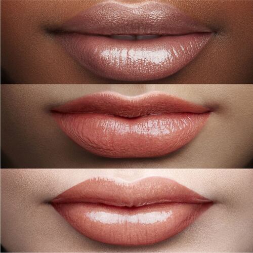 Labial L'Oréal París en barra efecto gloss Color Riche Shine Nudes 247 Peach on the beach