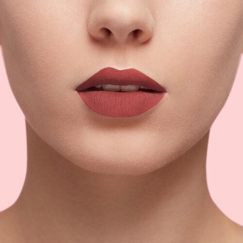 Labial líquido mate, Infallible Les Macarons L'Oréal Paris, Tono 834 Infinite Spice