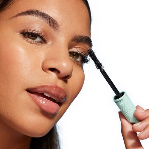 Máscara para Pestañas Lash Blast Cleantopia Extreme Black Covergirl