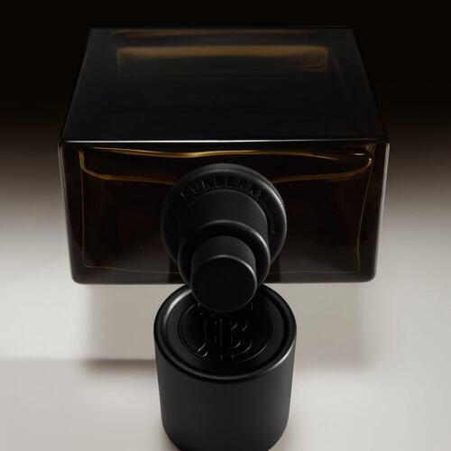 Fragancia Burberry Hero Parfum Intense For Men 100 ml para Caballero