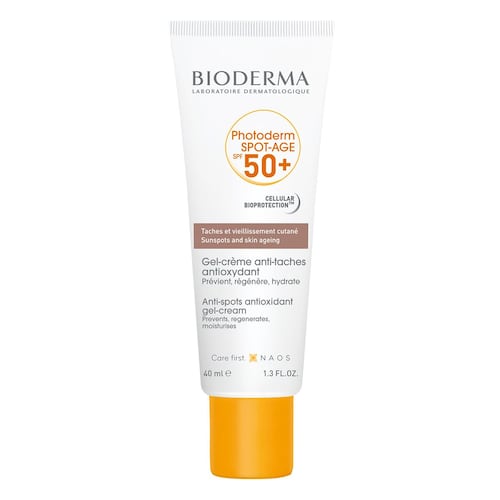 Bioderma Photoderm Cover Touch Protector Solar SPF50+ Tono Claro Efecto Maquillaje, 40 ml