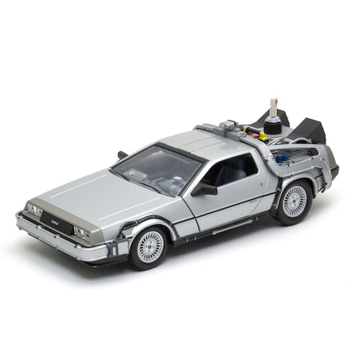 1:24 Die Cast Back To The Future Ii (Flying Wheel Version)