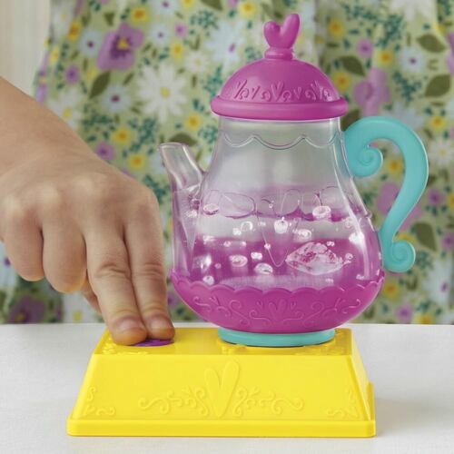 Muñeca Baby Alive Fiesta de Té Burbujeante LaLa GooGoo