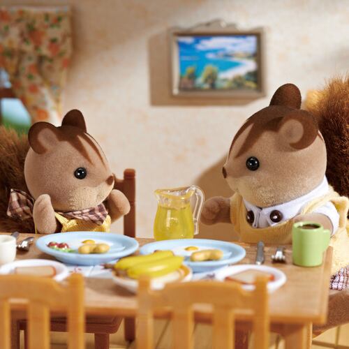 Familia Ardilla de la Nuez Sylvanian Families