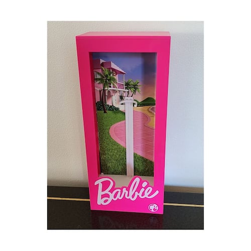 Lámpara Barbie Caja de Muñeca