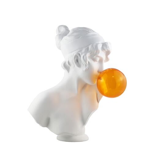 Figura Decorativa Diseño Mujer con Chicle Amarillo Jialong