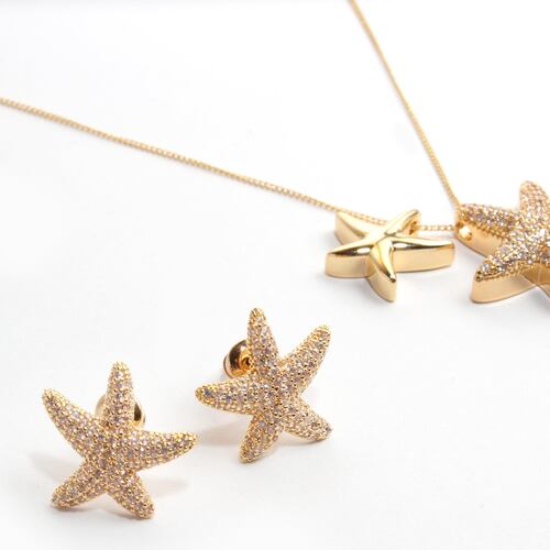 Set de Aretes y Collar Dorado de Oro Laminado con Estrellas y Cristales Vstone