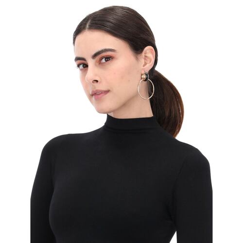 Arracadas Detalles de Resina Negra DKNY