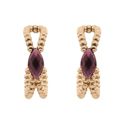 aretes-color-dorado-forma-letra-c-tipo-arracada-texturizada-napier