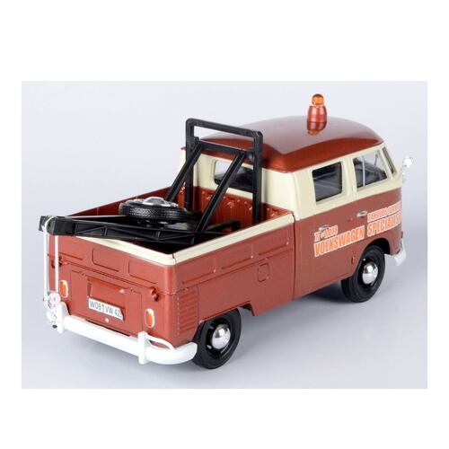 1:24 Volkwagen Type 2 Tow Truck