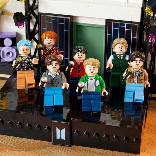 Lego BTS Dynamite 21339