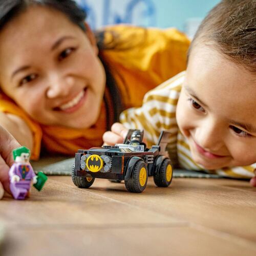Persecución en el Batmobile™: Batman™ vs. The Joker™