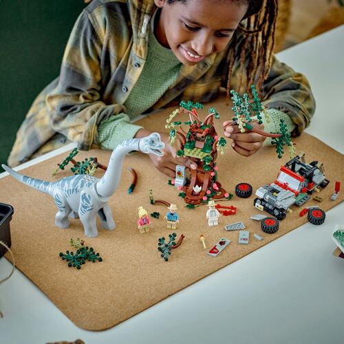 Set de juguetes de construcción LEGO Jurassic Park 76960 Descubrimiento del Braquiosaurio (512 piezas)
