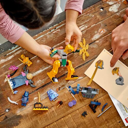 LEGO® Mech de Batalla de Arin