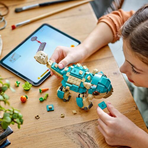 LEGO® Bumpy Bebé: Ankylosaurus