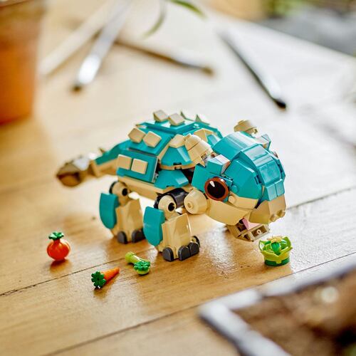 LEGO® Bumpy Bebé: Ankylosaurus