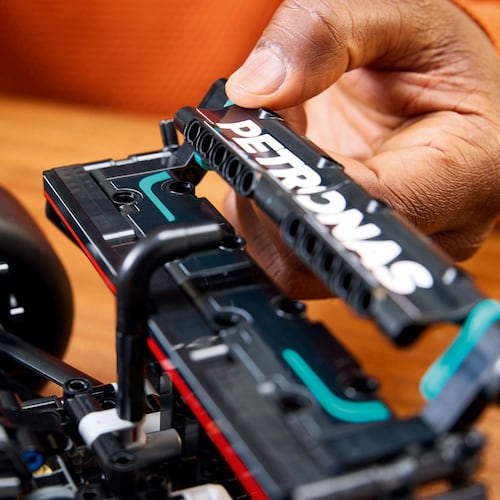 LEGO Mercedes-AMG F1 W14 E Performance