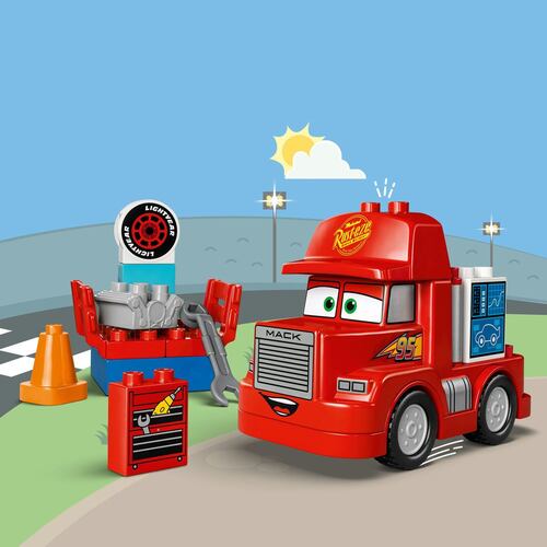 LEGO Mack en las Carreras
