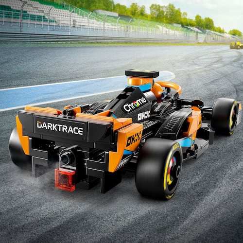 LEGO Auto de Carreras Fórmula 1 McLaren 2023