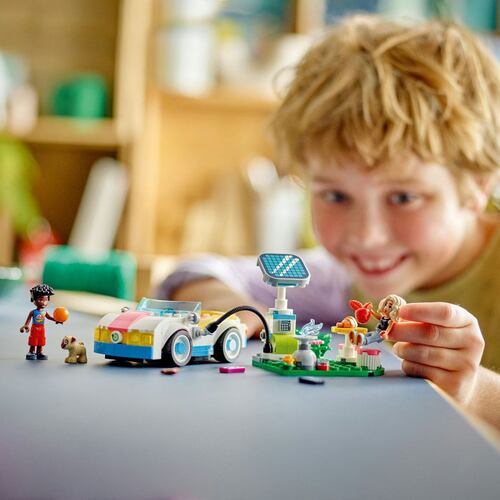 LEGO® Auto Eléctrico y Cargador