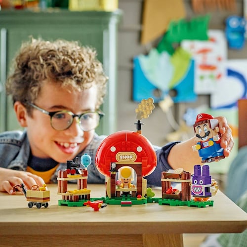 LEGO® Set de Expansión: Caco Gazapo en la tienda de Toad