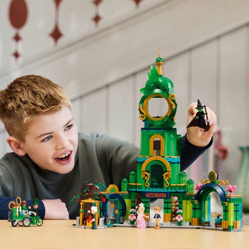 LEGO® Wicked Bienvenidos a Emerald City 75684