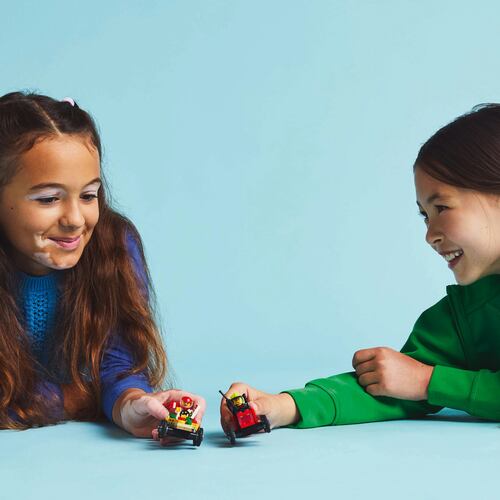LEGO® Pack de Autos de Carreras: Pizza vs. Camión de Bomberos