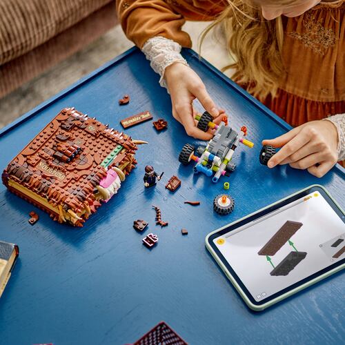 LEGO® Harry Potter™ Monstruoso Libro de los Monstruos Mordedor 76449