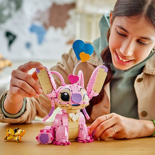 LEGO® Disney Ángela Juguete Basado en Lilo y Stitch 43257
