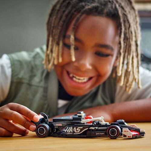 LEGO® SPEED CHAMPIONS Auto de Carreras MoneyGram Haas F1® Team VF-24