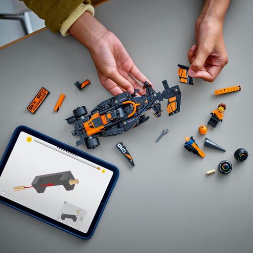 LEGO® SPEED CHAMPIONS Auto de Carreras McLaren F1® Team MCL38