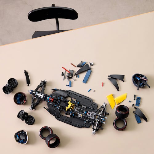 LEGO® Technic™ Auto Oracle Red Bull Racing RB20 de la F1 Modelo 42206
