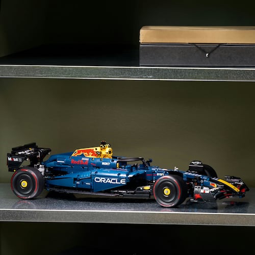 LEGO® Technic™ Auto Oracle Red Bull Racing RB20 de la F1 Modelo 42206